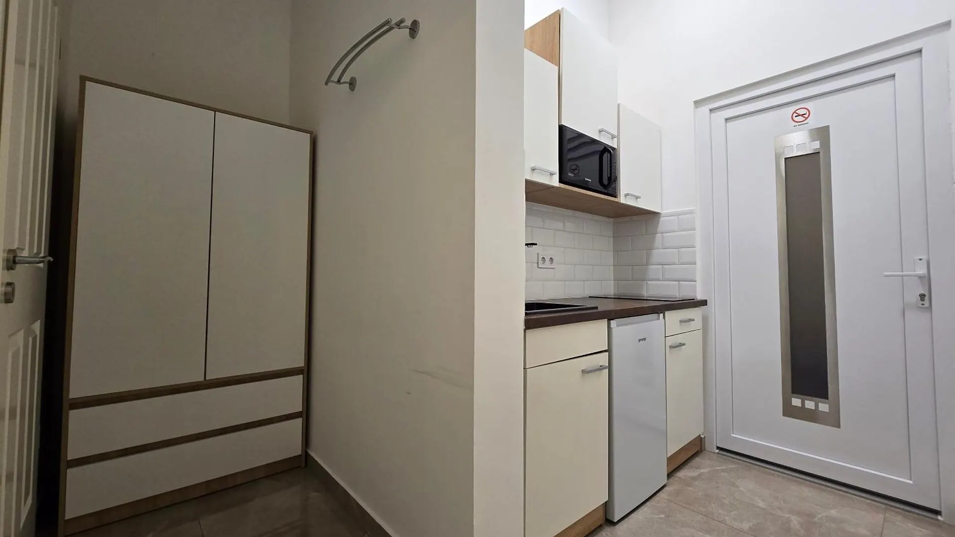 Marble Royal Suite & Studio- Near The City Park Budapest