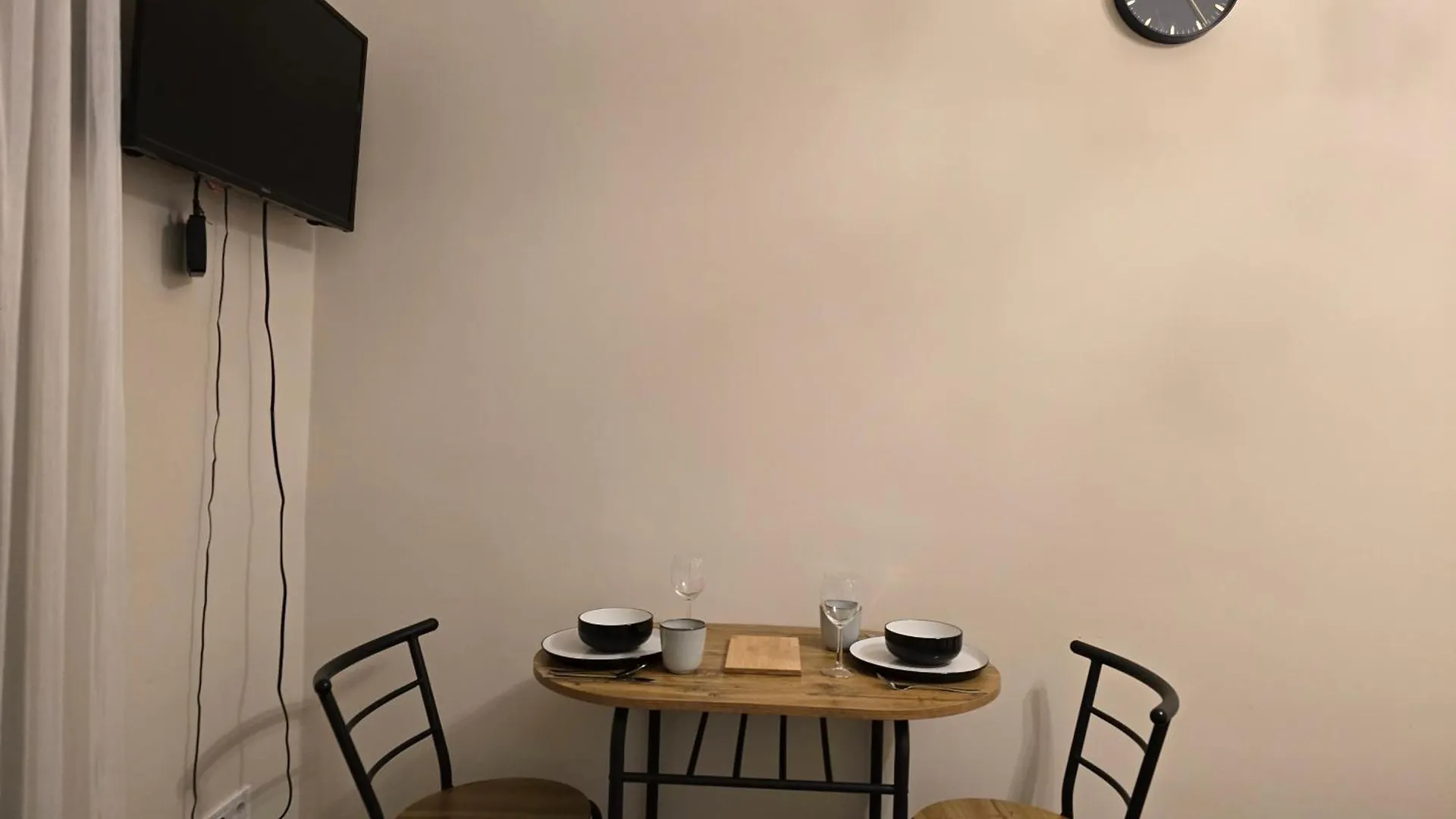 Apartment Marble Royal Suite & Studio- Near The City Park Budapest