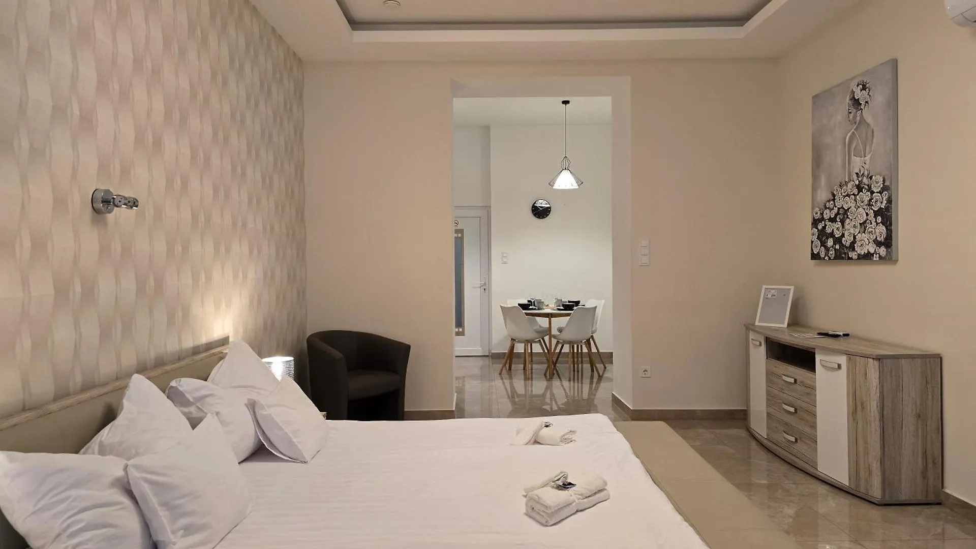 Apartment Marble Royal Suite & Studio- Near The City Park Budapest