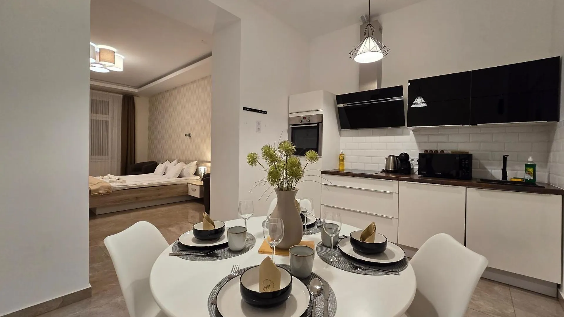 Apartment Marble Royal Suite & Studio- Near The City Park Budapest