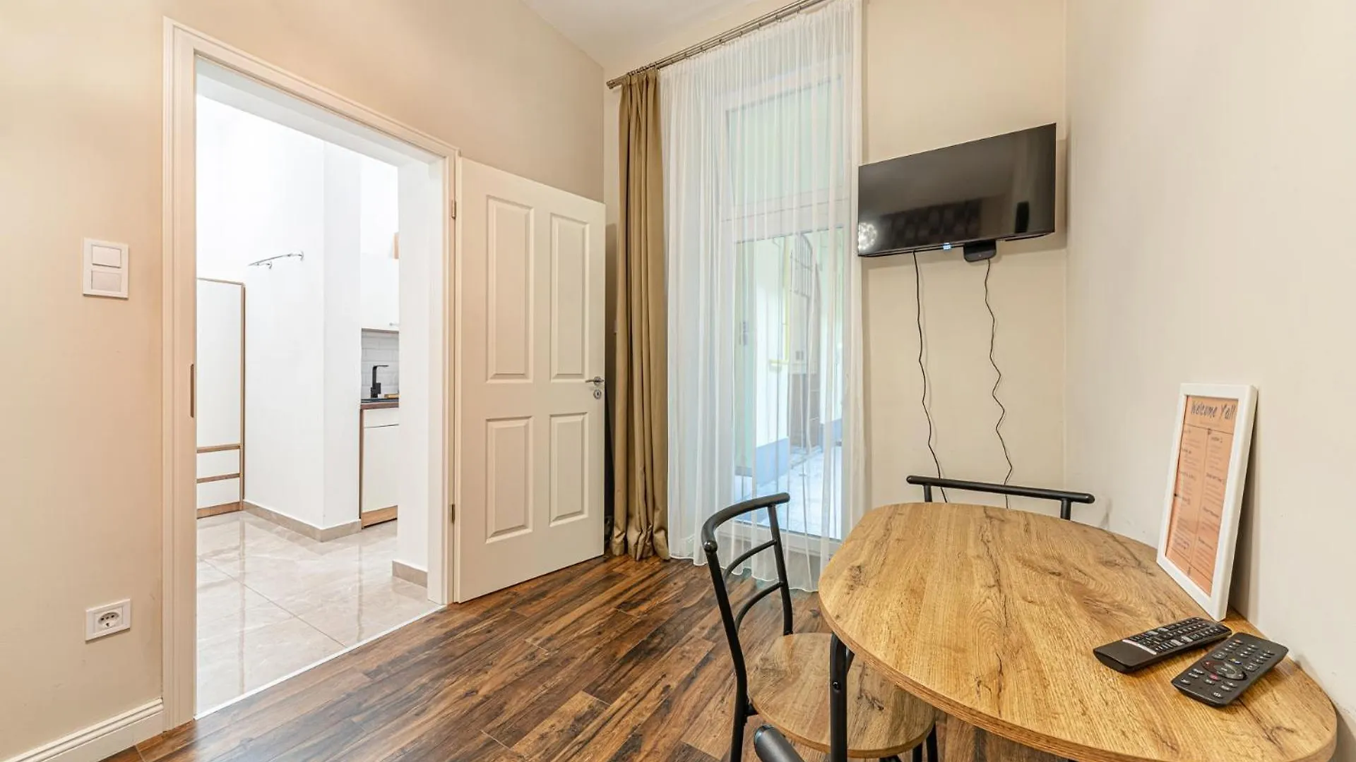 Apartment Marble Royal Suite & Studio- Near The City Park Budapest