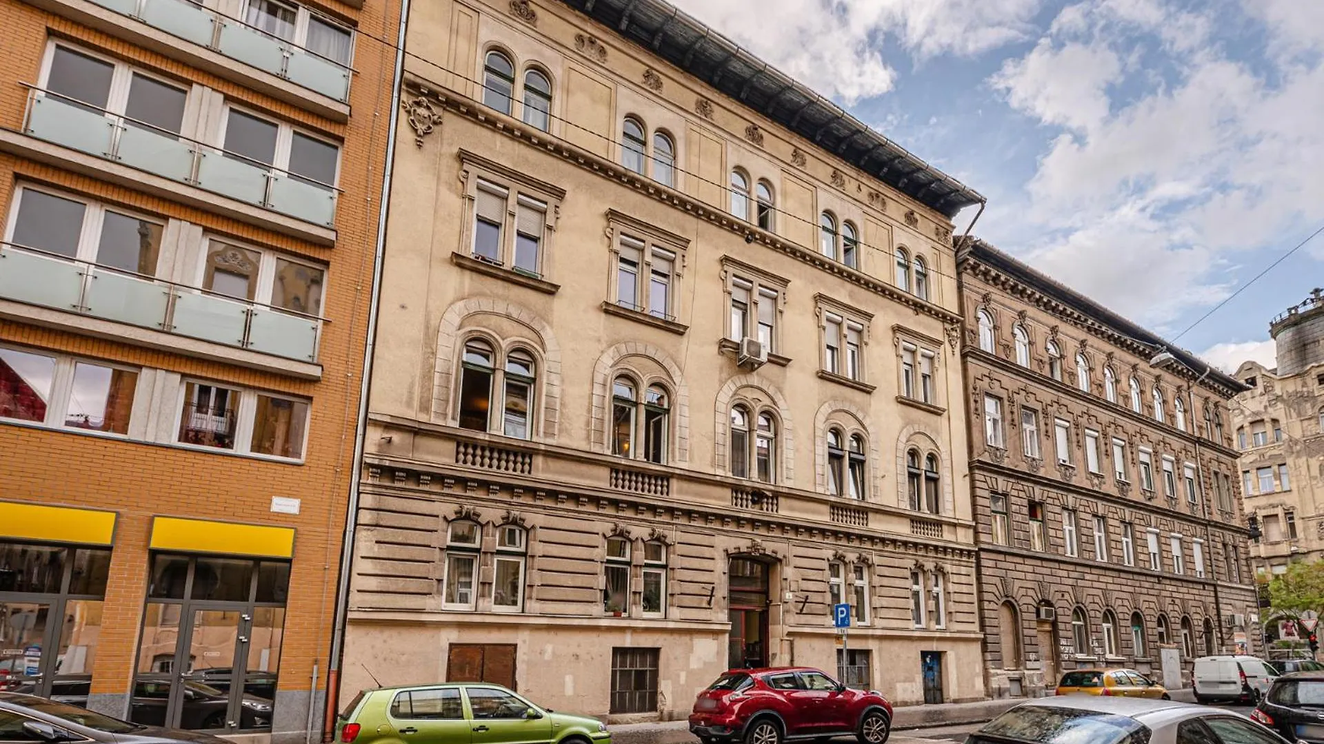 Marble Royal Suite & Studio- Near The City Park Budapest 0*,